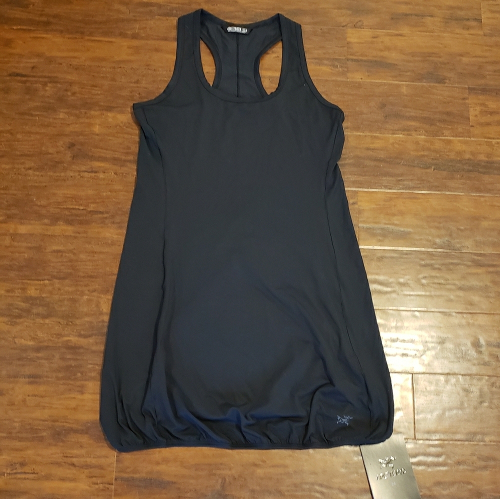 Arc'teryx Savana Dress Size Large